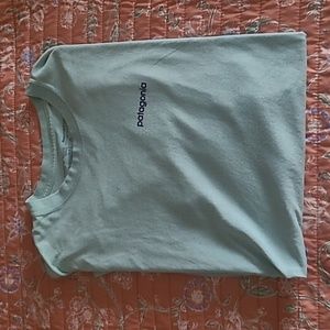 L Patagonia T-shirt